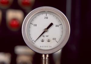 AVコンセントを使って部屋をスッキリ